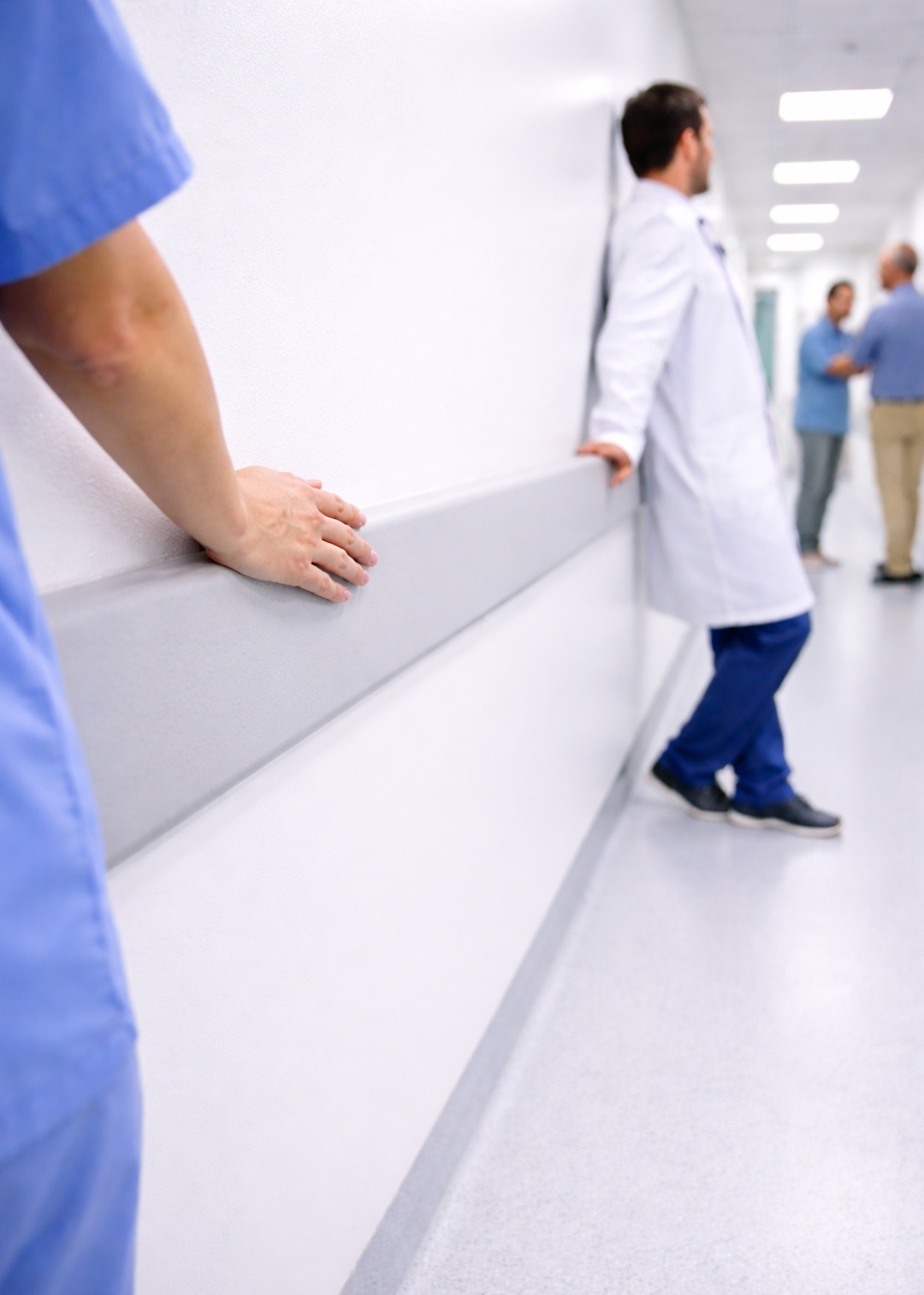 Fornitura e posa pavimenti per strutture sanitarie e ambienti medicali leef