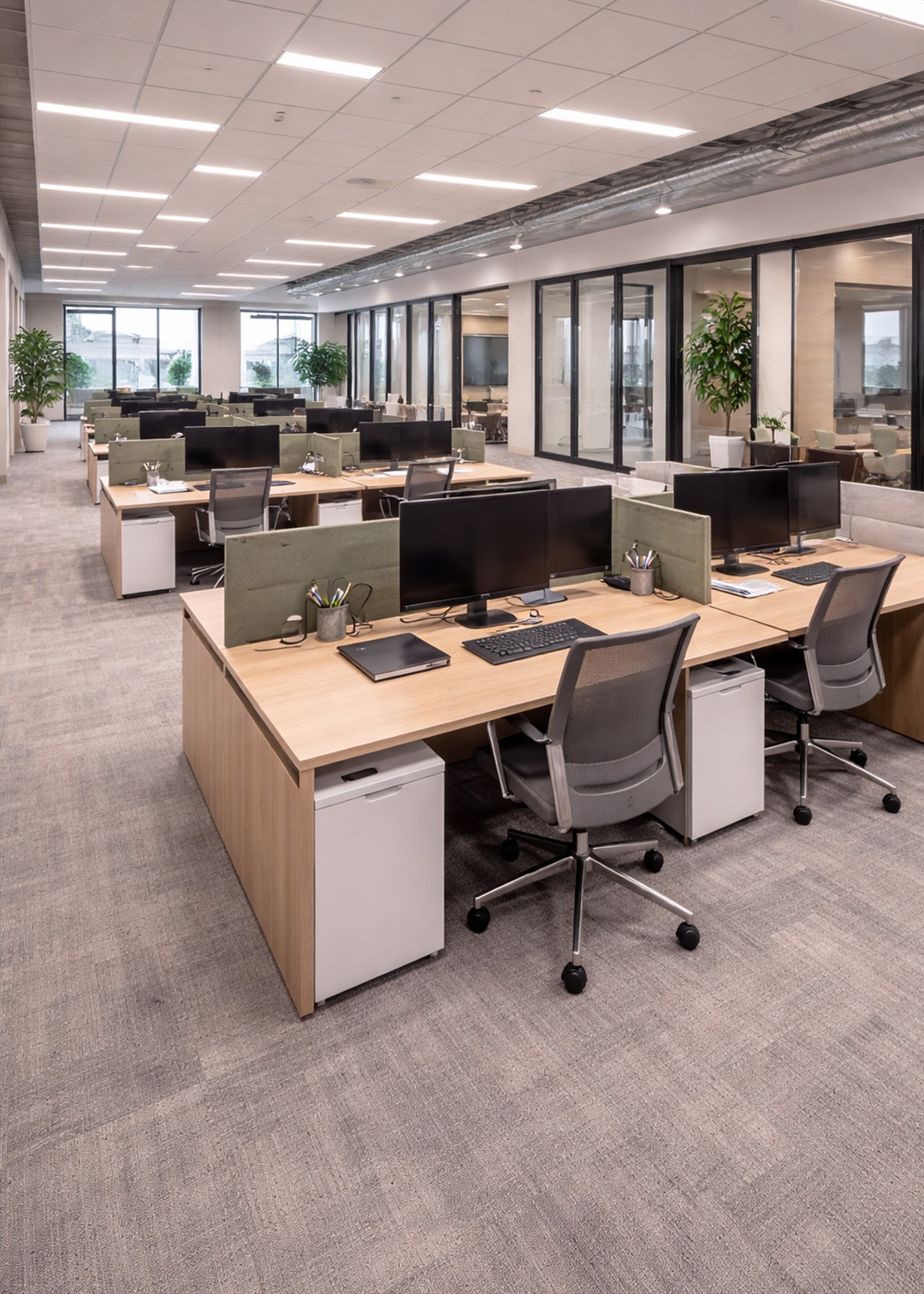 Fornitura e posa pavimenti per uffici e spazi di lavoro leef