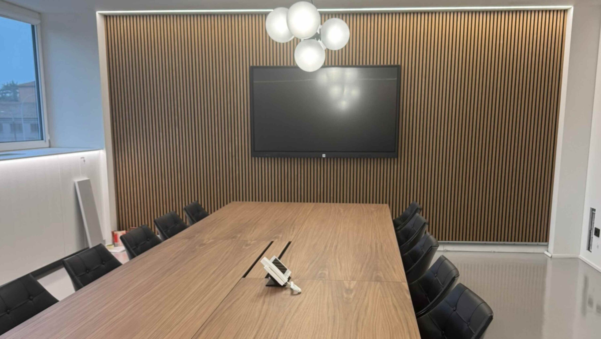 Leef parete acustica portante legno sala riunioni bologna