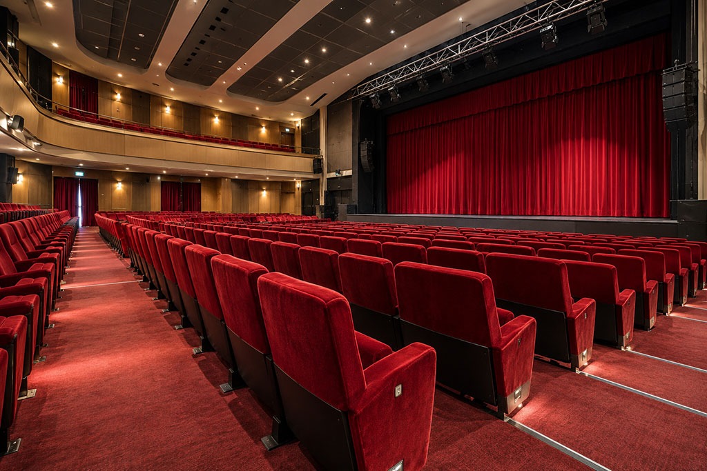 Bando er cinema teatri sale spettacolo leef